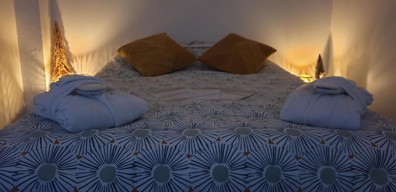 Bed and Breakfast La Tour Noble Saint-Saturnin  Zewnętrze zdjęcie