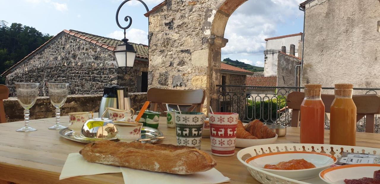 Bed and Breakfast La Tour Noble Saint-Saturnin  Zewnętrze zdjęcie